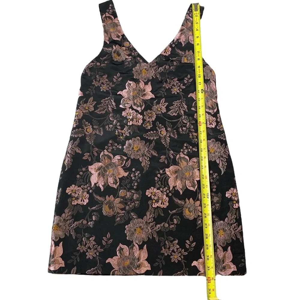 Urban Outfitters uo urban